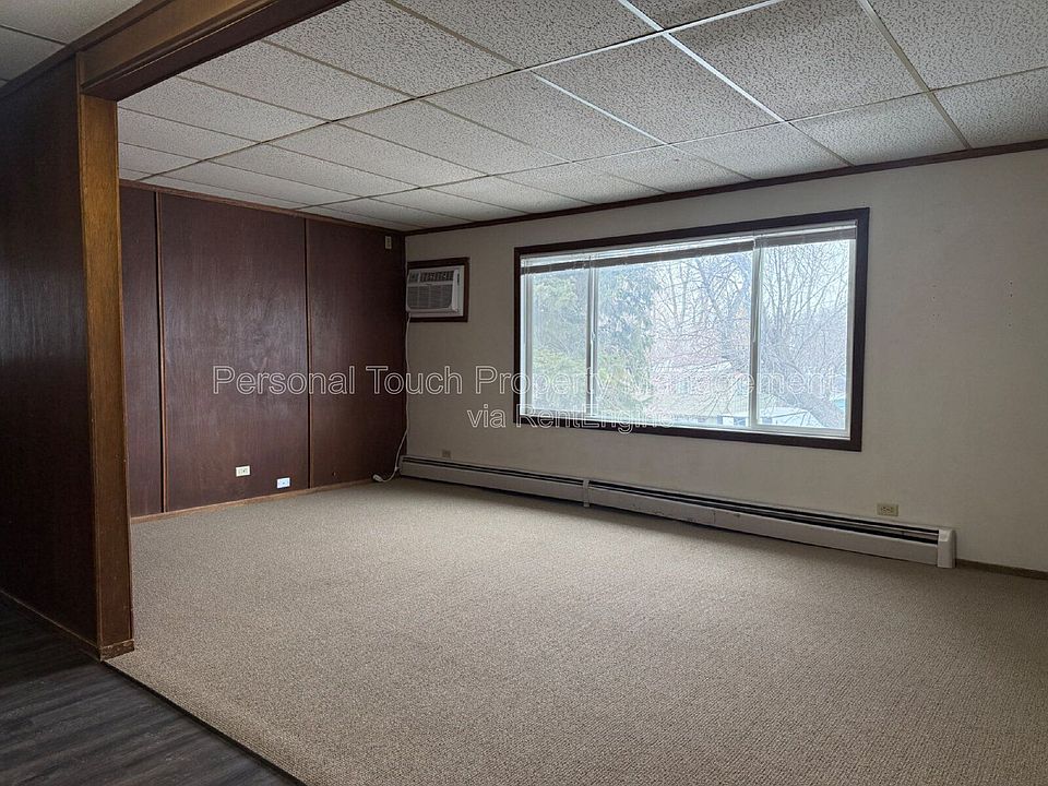 1st image of 911 Western Rd APT 10