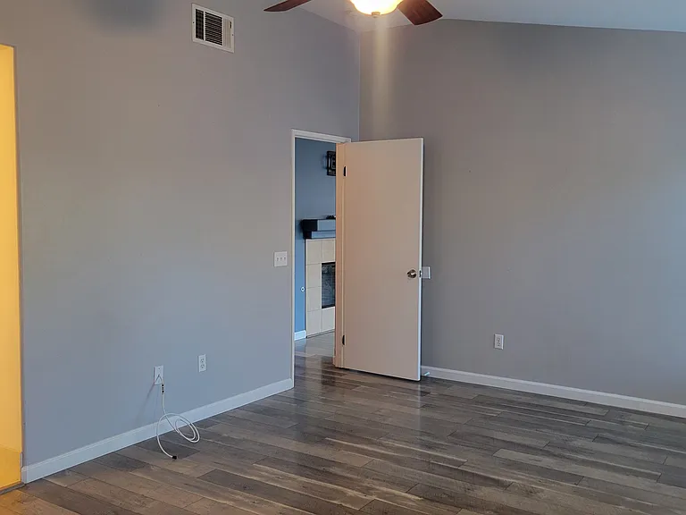 32850 Sandalwood Ln — Photo 12