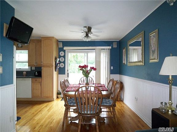 5th image of 488 N Syracuse Ave