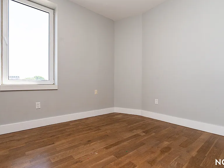 916 Bergen St #5N — Photo 19