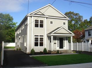 45 Curve St #1, Newton, MA 02465