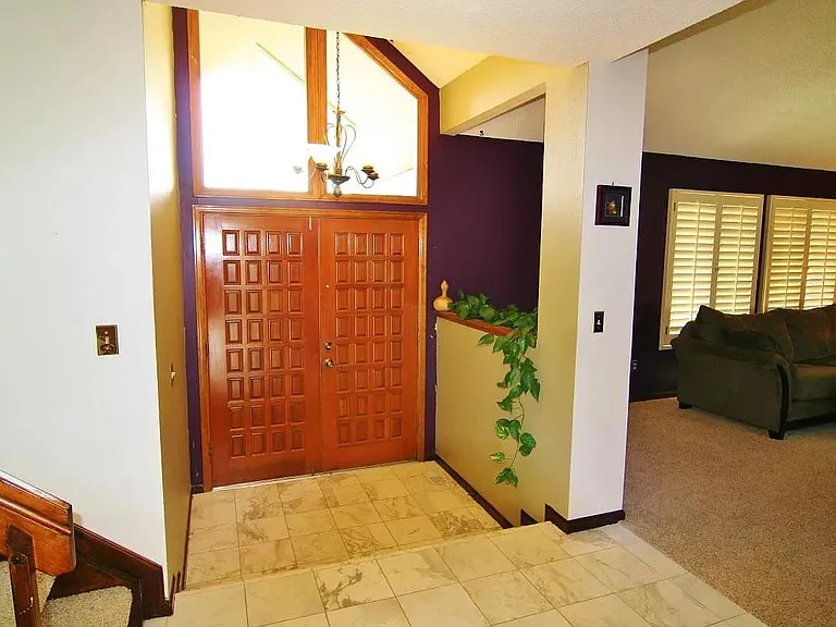6236 S Macon Way — Photo 3
