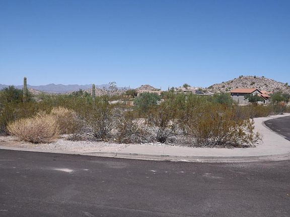 Corner lot-great lot to build