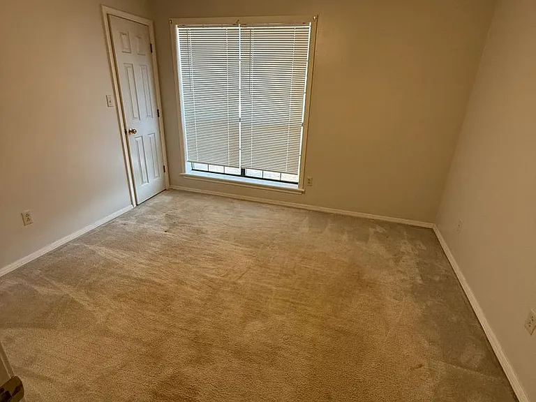 903 Aspen Ave — Photo 10