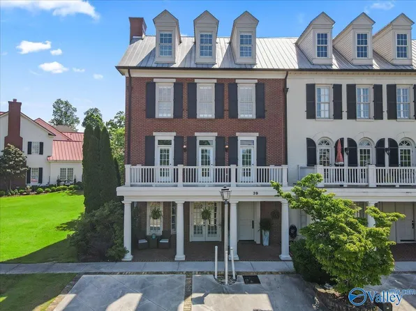 39 Castle Down Dr SE, Huntsville, AL 35802