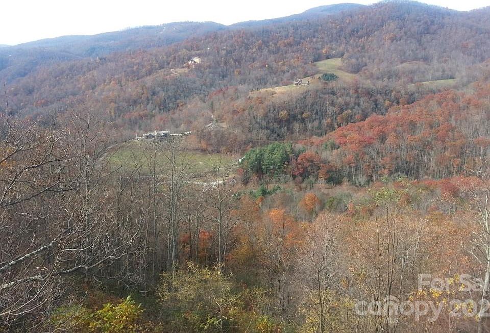 2nd image of 120 Songbird Ct