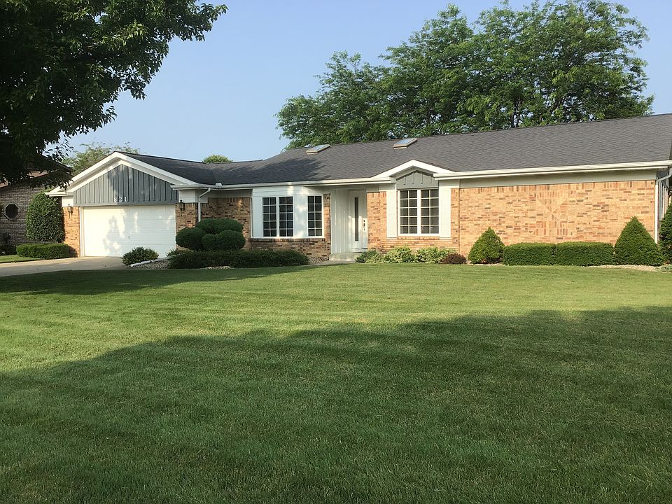 1st image of 821 Pilgrim Dr E