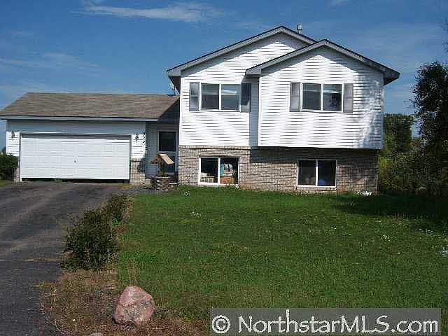 1st image of 925 Iris Court