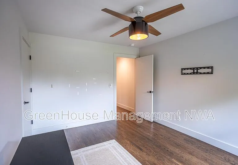 808 S Locust Ave #808LOC — Photo 25