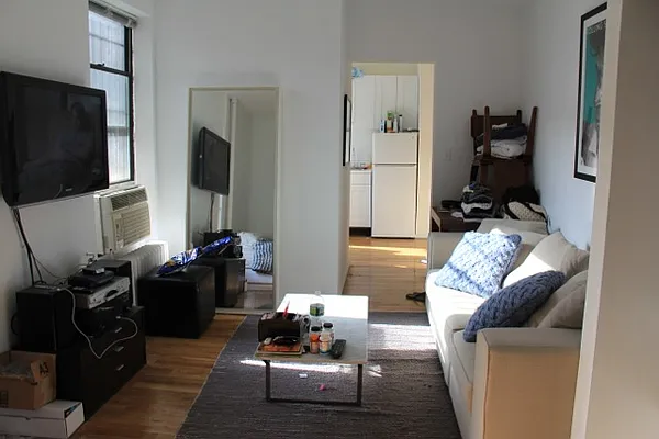 Rented by Pink Stone Realty LLC | media 28