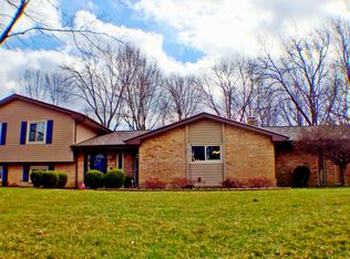 3541 Old Oaks Dr, Dayton, OH 45431