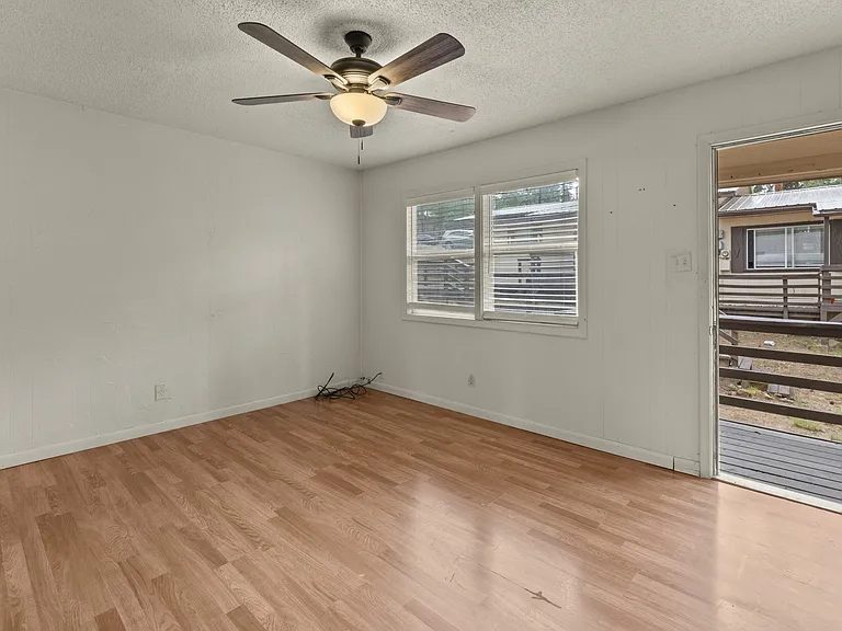 100 Apache Hills Dr #B — Photo 9