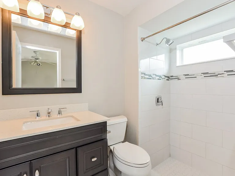 1058 Dees Dr — Photo 15