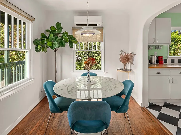 656 N Occidental Blvd — Photo 12