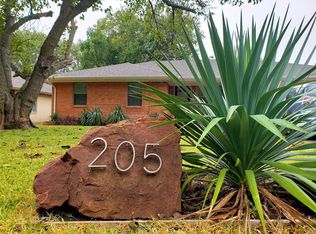 205 Martin Dr, Lancaster, TX 75146