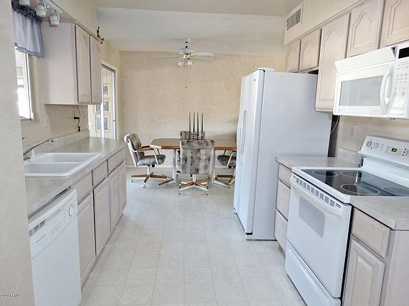3rd image of 10005 W Bright Angel Cir