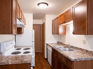 711 University Dr N #206, Fargo, ND 58102