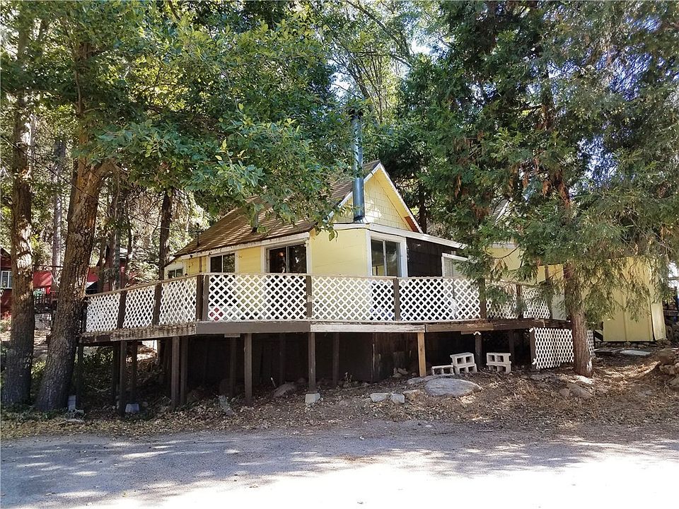 1st image of 25014 Moon Dr #1-2