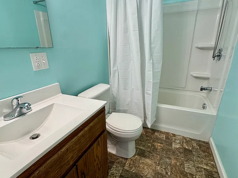 600 Broadway St #3 — Photo 6