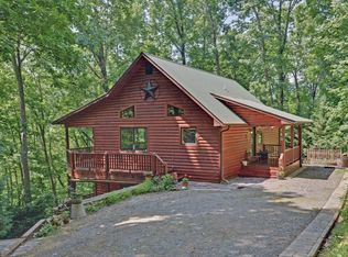 315 Barefoot Hills Rd, Hiawassee, GA 30546