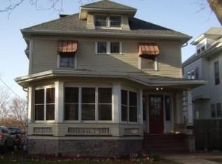 942 W William St, Decatur, IL 62522