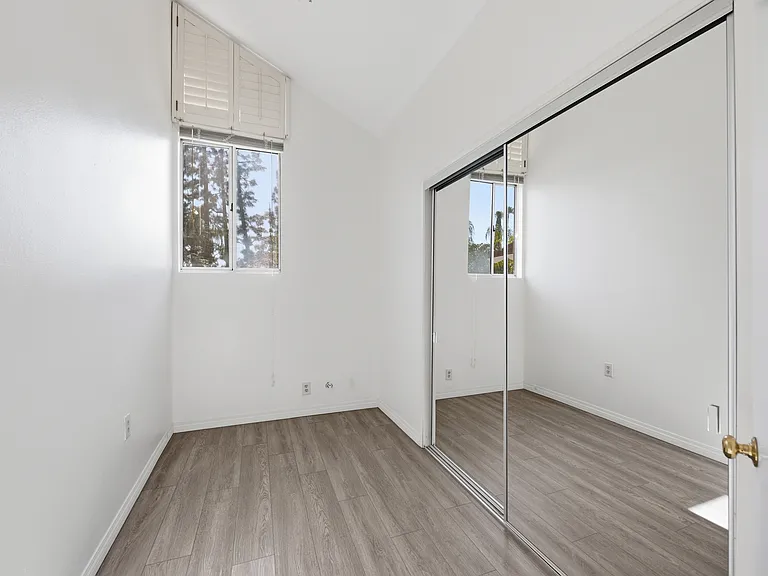 4500 Yorkfield Ct — Photo 44