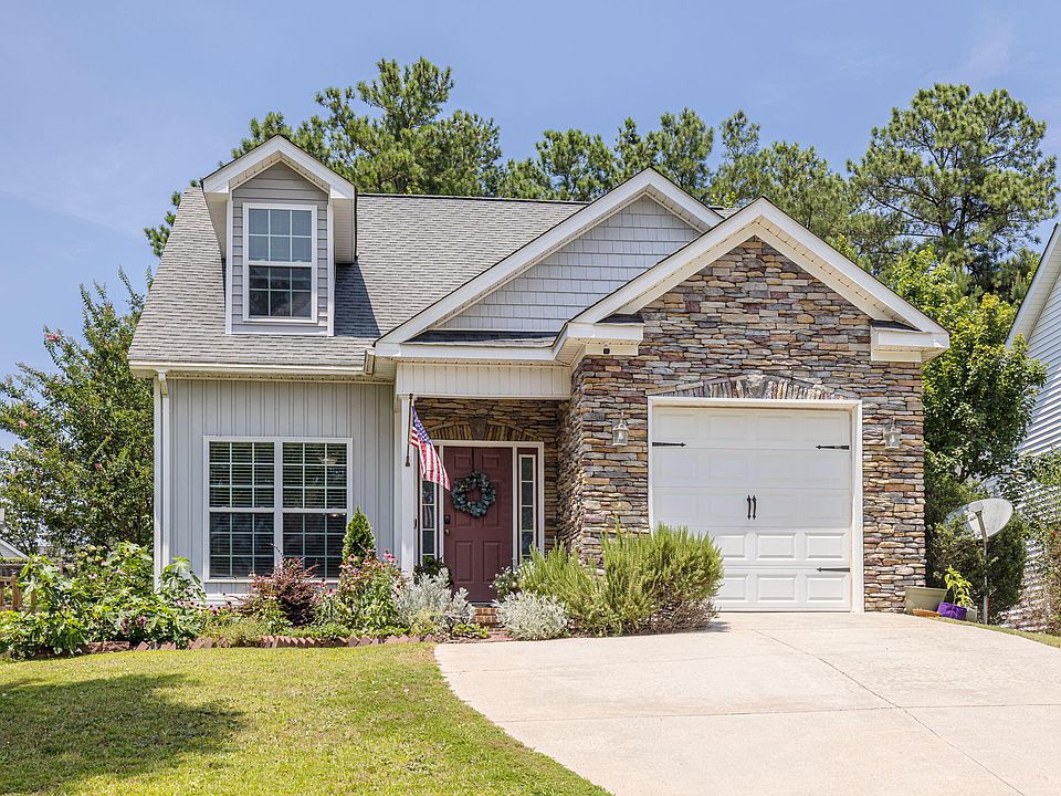 1st image of 1447 Collins Drive