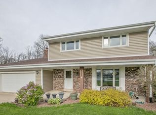 10762 S 10th Ave, Oak Creek, WI 53154