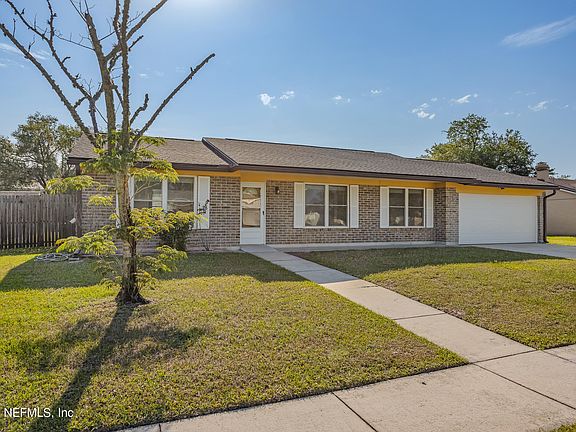 2nd image of 125 QUARTON DR Drive