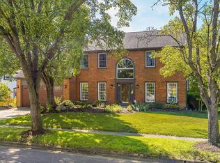 1077 Rosebank Dr, Columbus, OH 43235