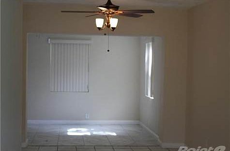 4th image of 3677 NW 27th St