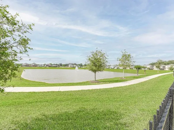 18307 Yaupon Bough Ln, Tomball, TX 77377