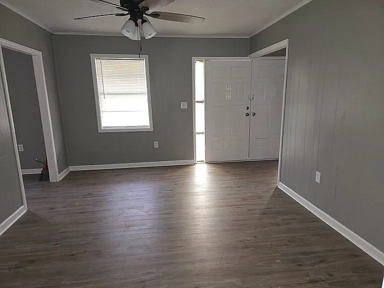 419 W Decatur Ave — Photo 11