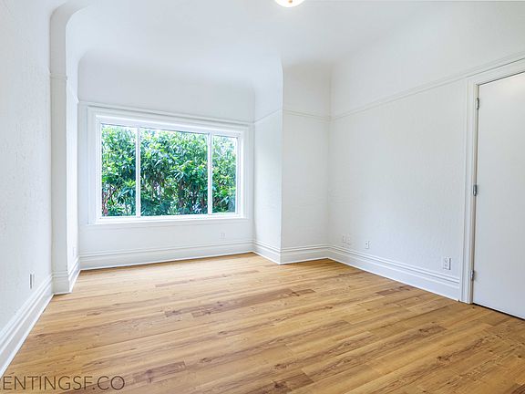 4th image of 306 Waller St