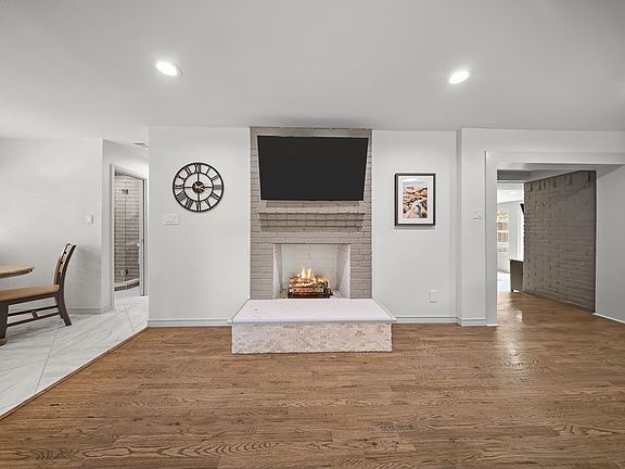 4th image of 12220 Coolmeadow Ln