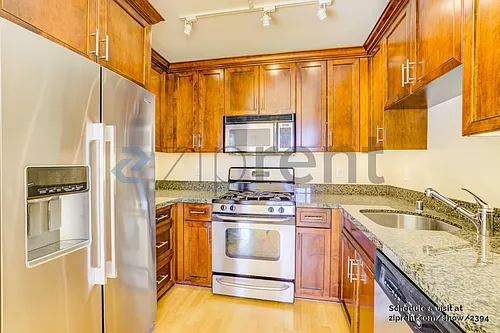 88 Townsend St #311 Photo 1