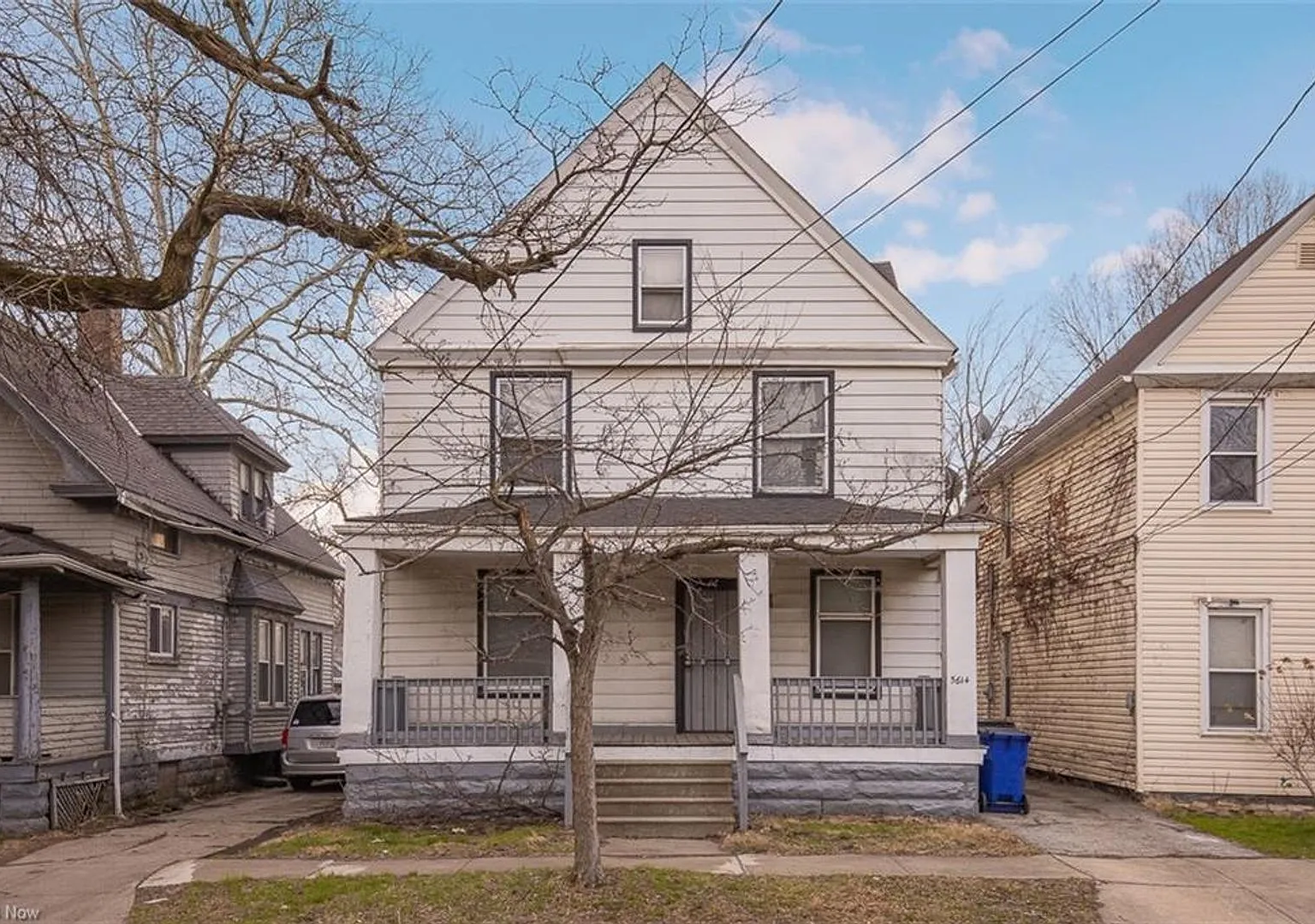 5614 Drake Ave — Photo 1