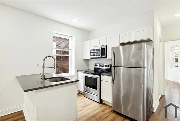 2718 N 11th St #3 — Photo 13