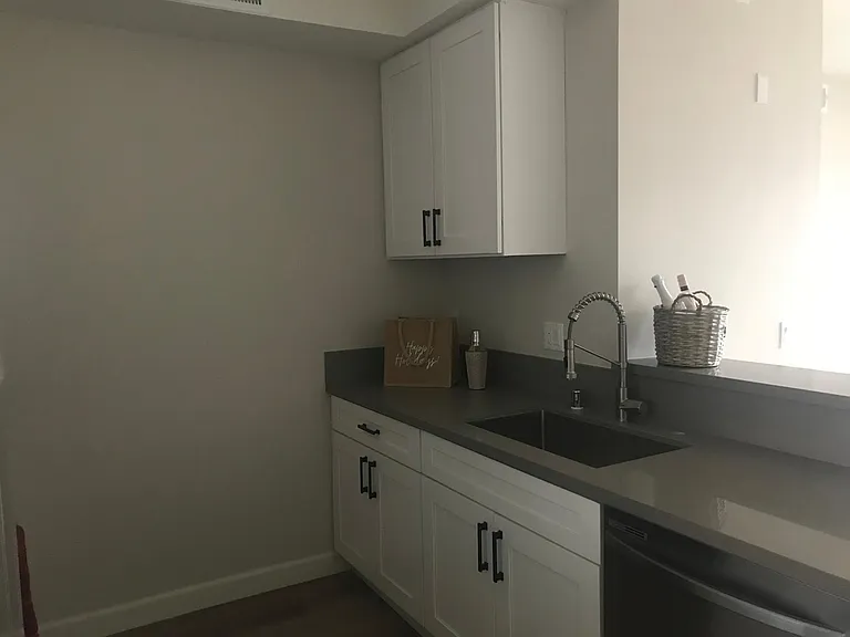 11168 Morrison St — Photo 15