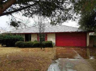 12424 Sparrow Ct, Balch Springs, TX 75180