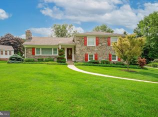 17 Fox Ln, Broomall, PA 19008
