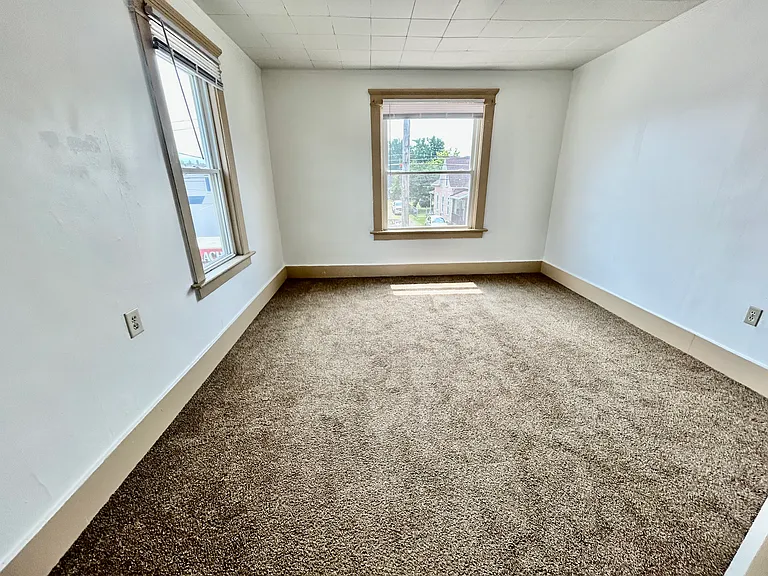 1020 W 18th St #2 — Photo 10