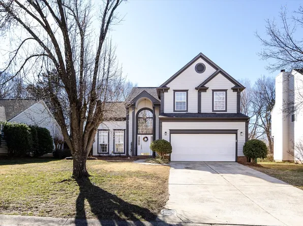 13807 Queenswater Ln, Charlotte, NC 28273