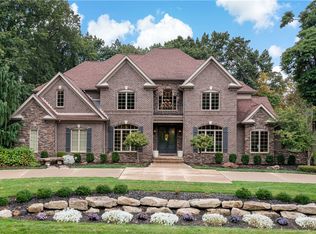 201 Macfadden Dr, Gibsonia, PA 15044