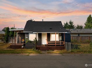 401 E Pioneer St, Granite Falls, WA 98252
