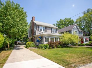 2519 Lake Dr SE, East Grand Rapids, MI 49506