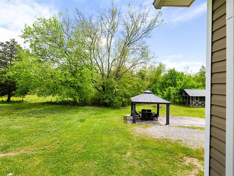 7502 Old Maynardville Pike — Photo 8