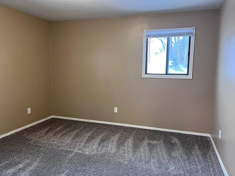 704 W Bailey St — Photo 12