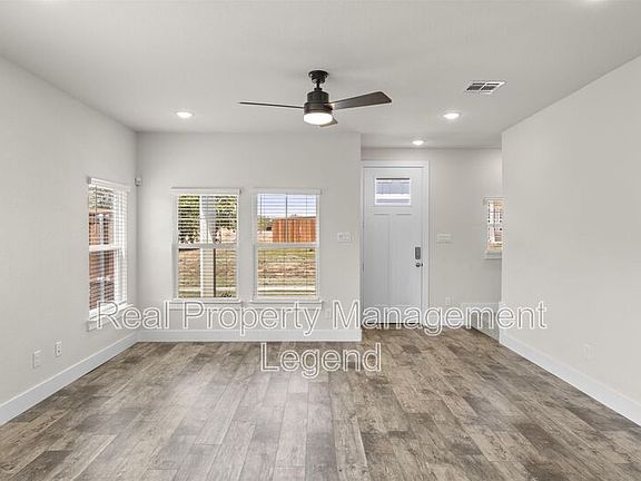 4th image of 1407 Apricot Ln