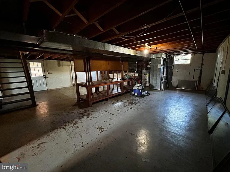 525 Azalea St — Photo 16